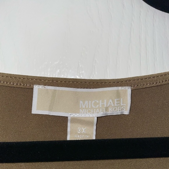Michael Kors Open Ladder Sleeve Top - Picture 3 of 3